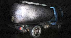 Der Tanklastwagen. Screenshot aus dem kostenlosem Grusel-Adventure Slender.